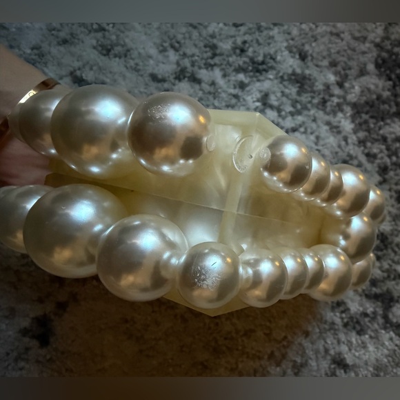 Cult Gaia eos Pearl Clutch - Picture 6 of 9
